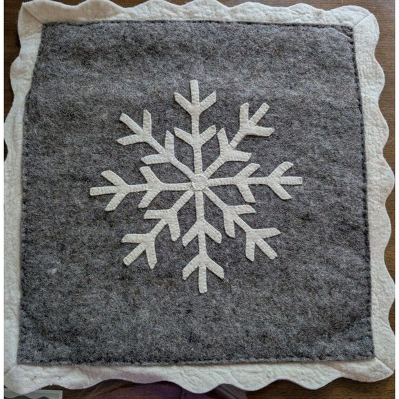ARCADIA HOME WOOL FELT SNOWFLAKE PILLOW COVER GRAY - Picture 1 of 6